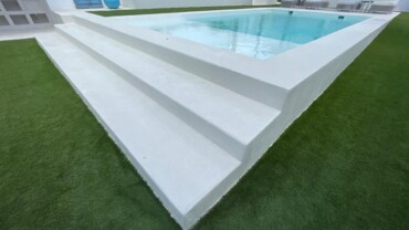 Private Residential Garden & Pool Area